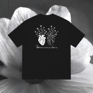 Camiseta Ariana Grande - Petal heart